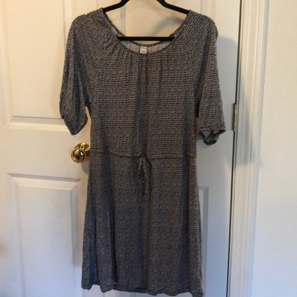 Old Navy floral print drawstring dress